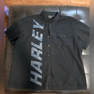 Men’s Harley Davidson short-sleeve button down